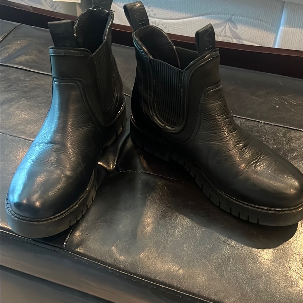 Black Leather women’s Pajar Canada Boots